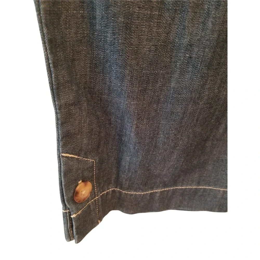 Eddie Bauer Long Women's Shorts Blue Denim Size 12 35/36, INSEAM 20 in